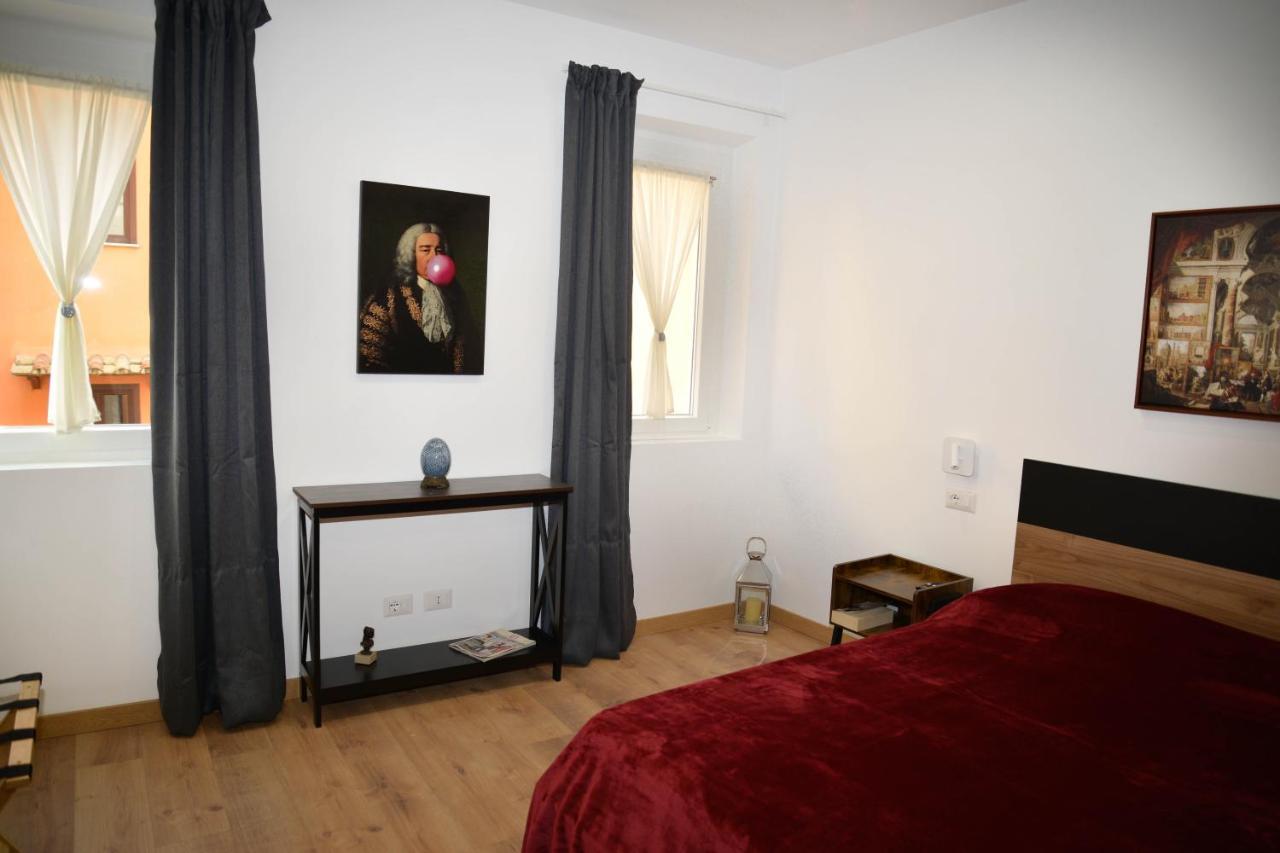 Fidia Palace Claudia'S Apartment Colosseo ローマ エクステリア 写真